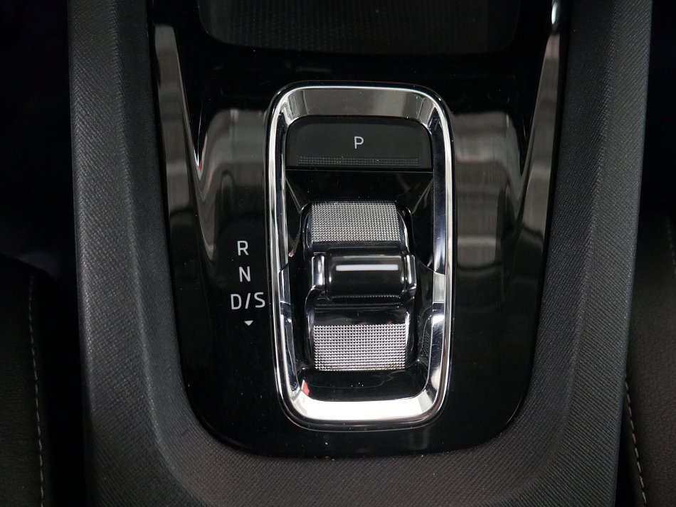 Škoda Octavia IV 2.0 TDi 
