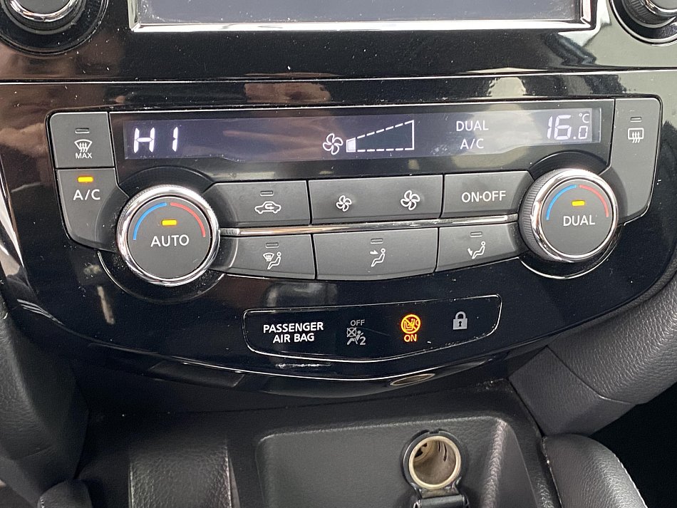 Nissan Qashqai 1.6dCi N-Connecta