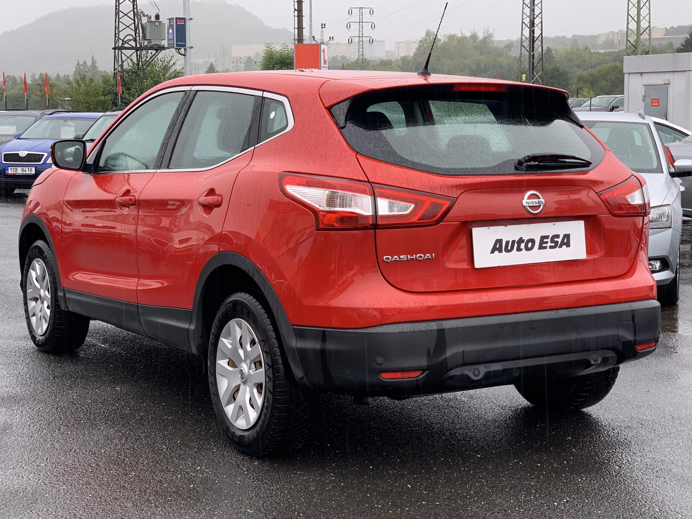 Nissan Qashqai, 2015 - pohled č. 4