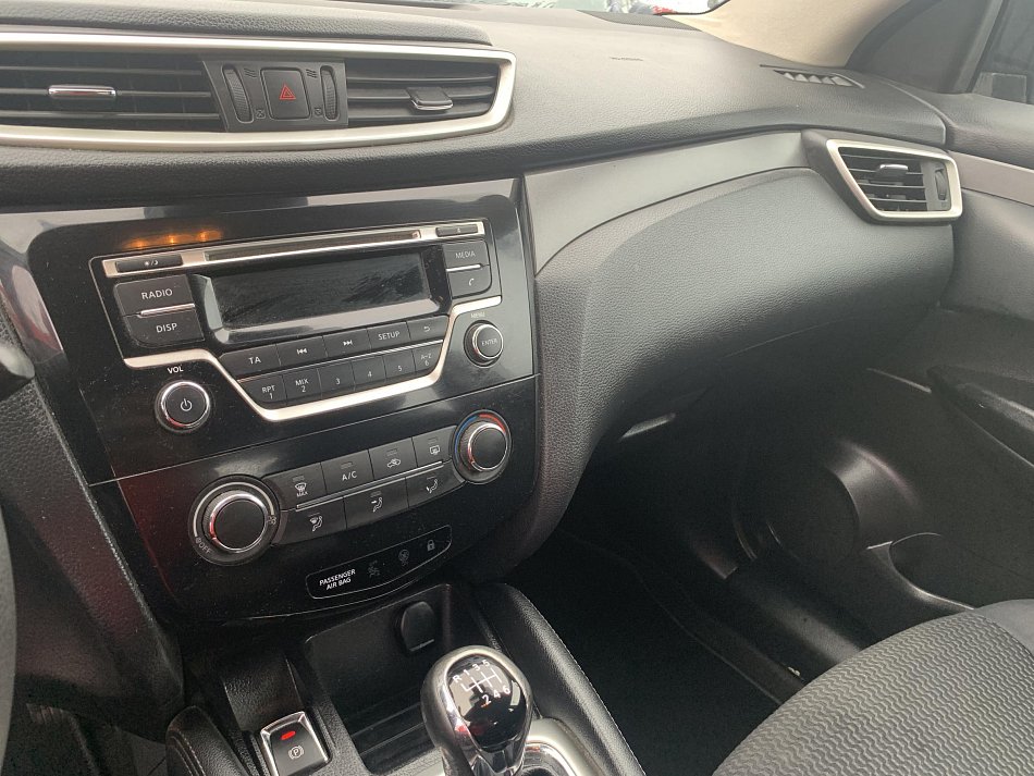 Nissan Qashqai 1.2 DiG-T Visia