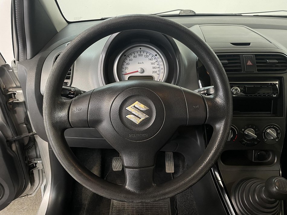 Suzuki Splash 1.0VVT 