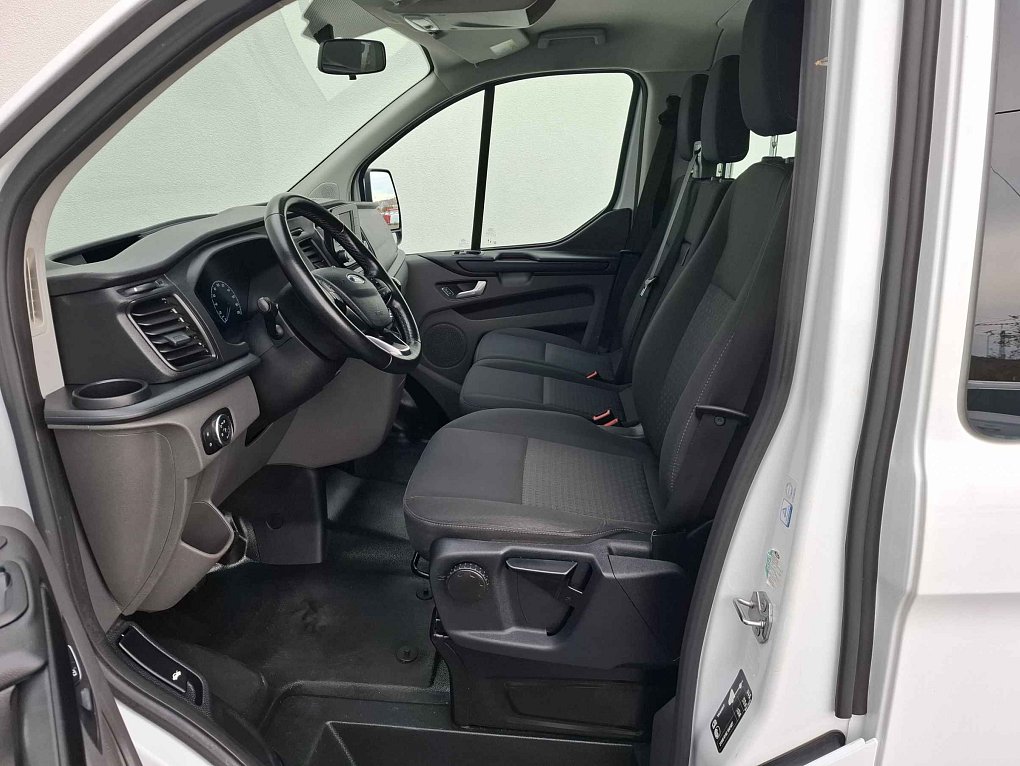 Ford Transit Custom 2.0TDCi Trend L2 6míst DÍLNA