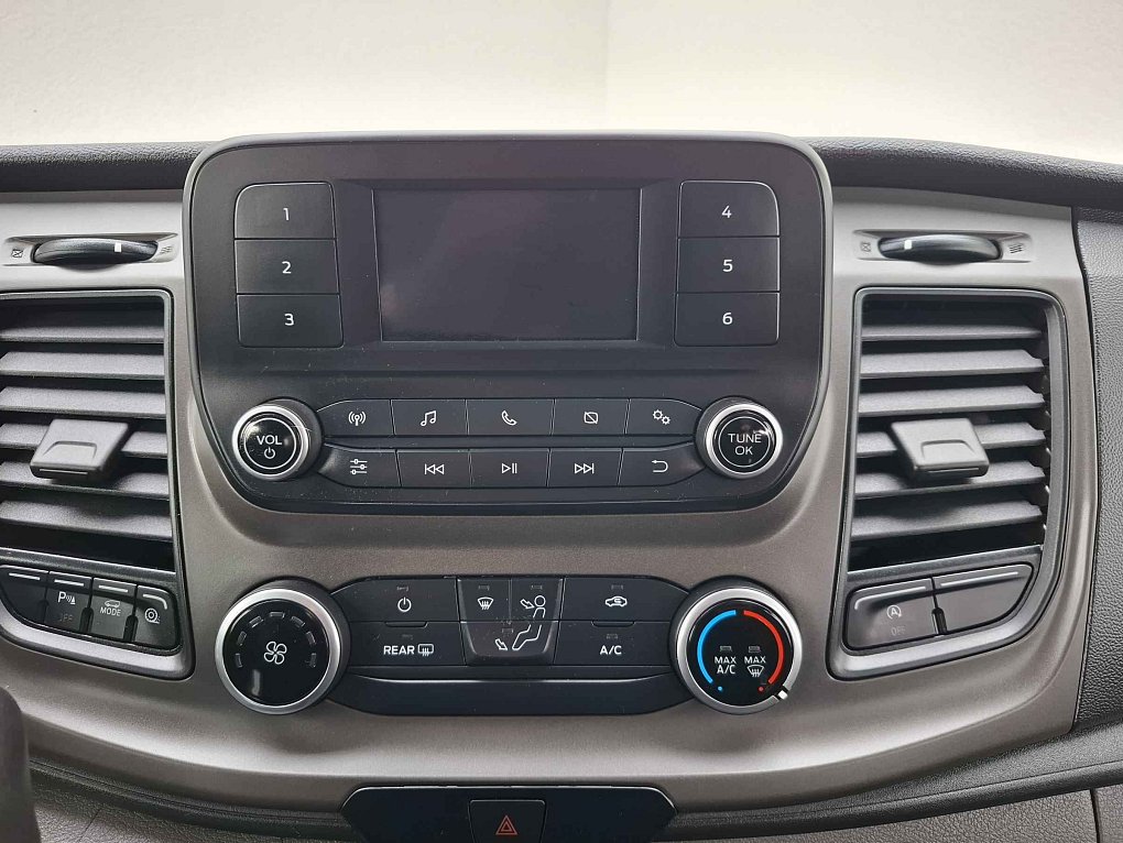 Ford Transit Custom 2.0TDCi Trend L2 6míst DÍLNA