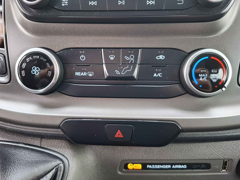 Ford Transit Custom 2.0TDCi Trend L2 6míst DÍLNA