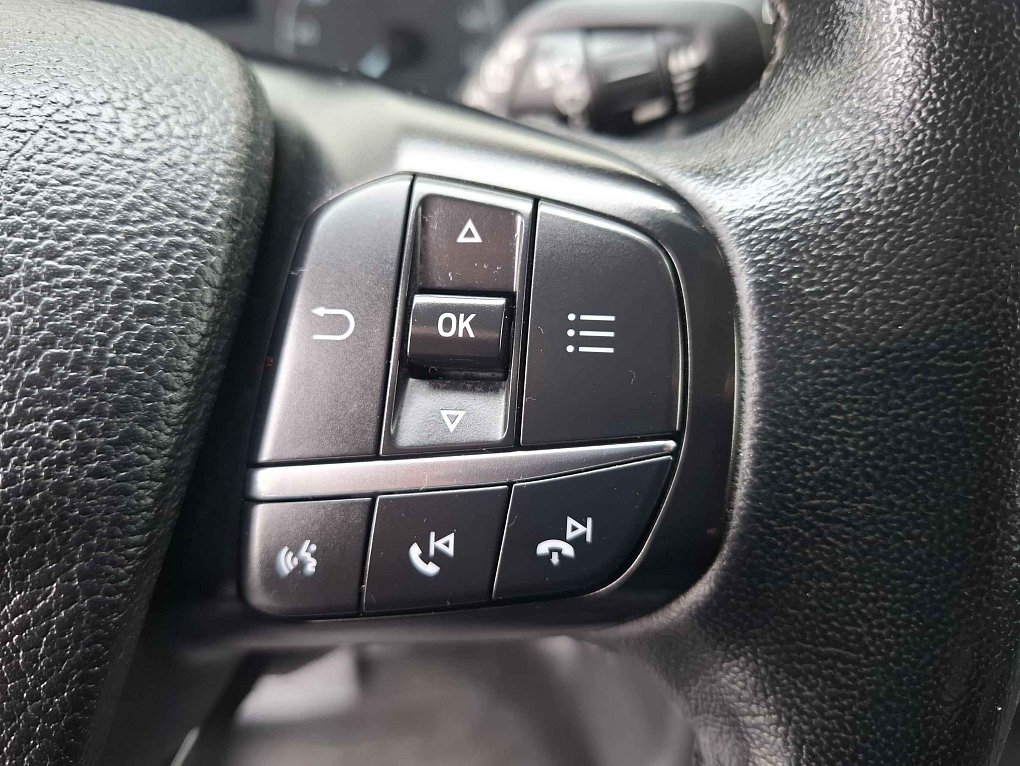Ford Transit Custom 2.0TDCi Trend L2 6míst DÍLNA