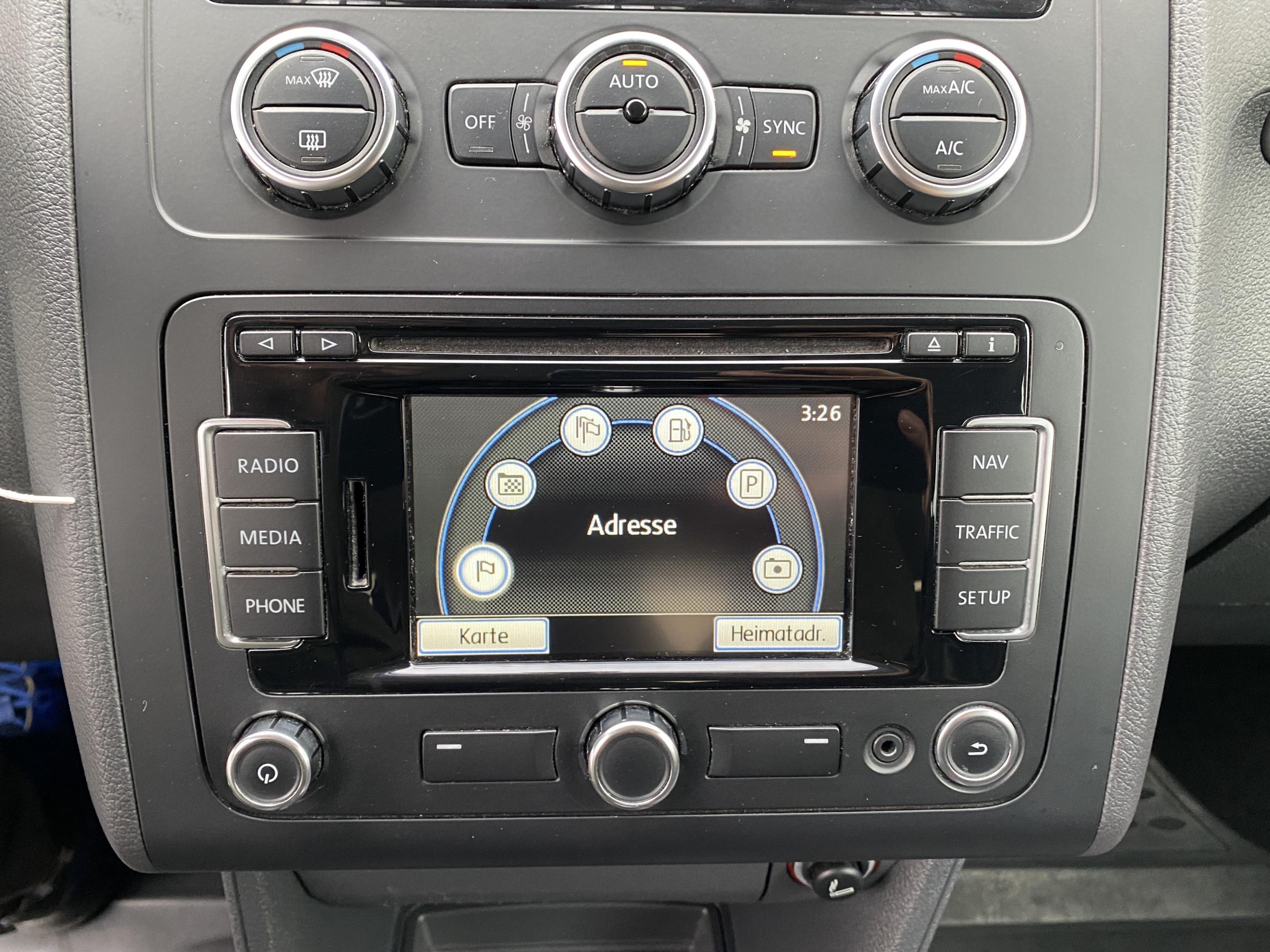 Volkswagen Touran, 2013 - pohled č. 12