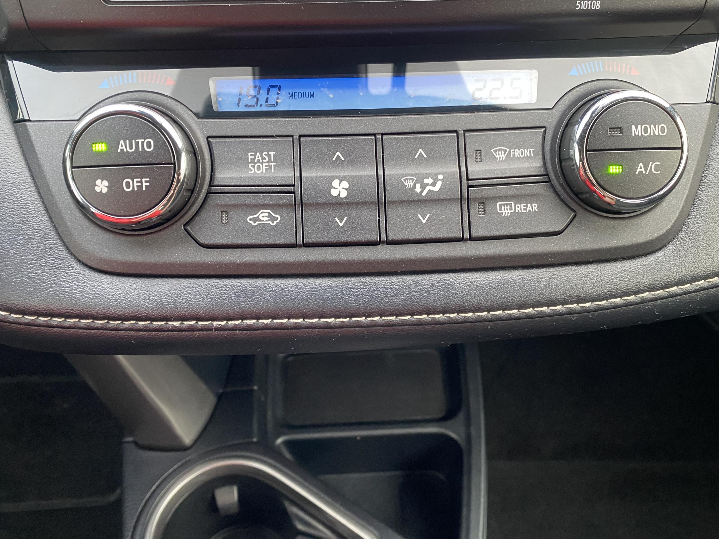 Toyota RAV4, 2017 - pohled č. 18