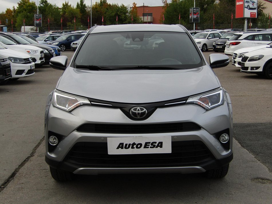 Toyota RAV4 2.0D4D 