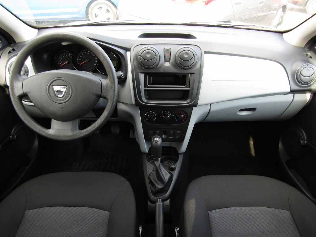 Dacia Sandero 1.2i 