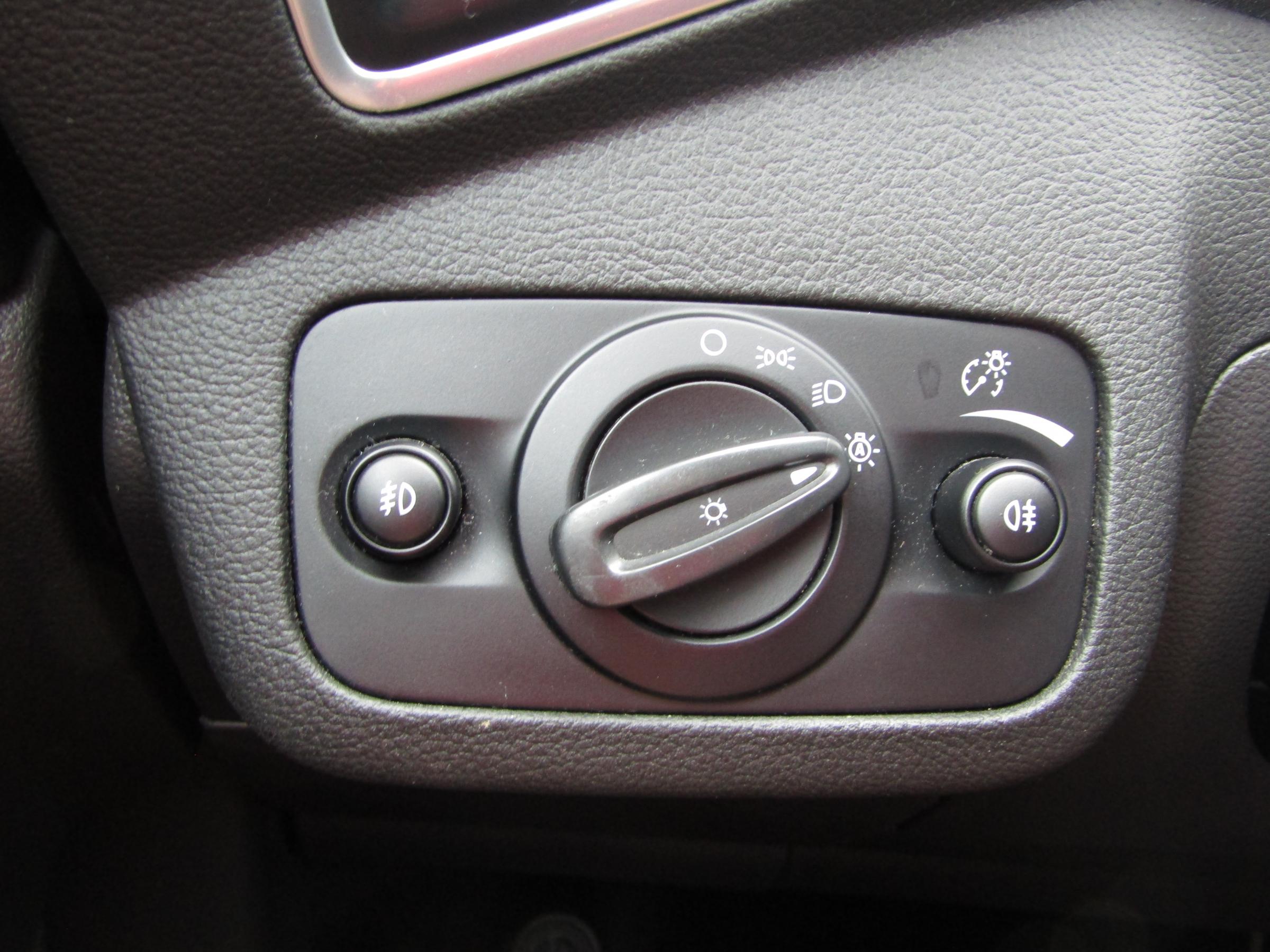 Ford Kuga, 2015 - pohled č. 15