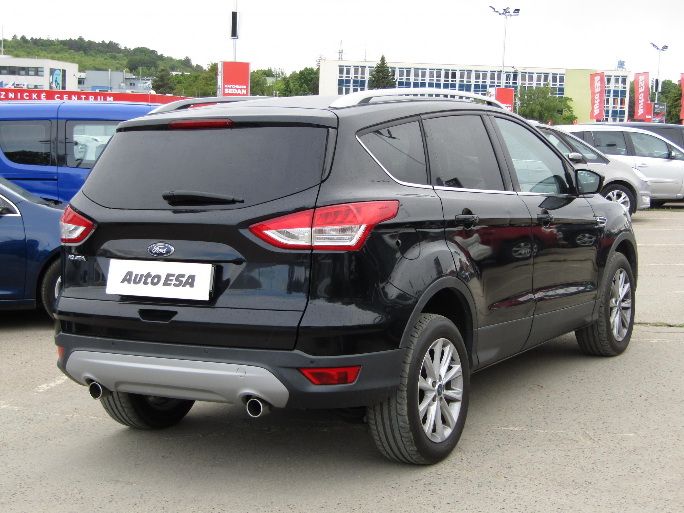 Ford Kuga, 2015 - pohled č. 4