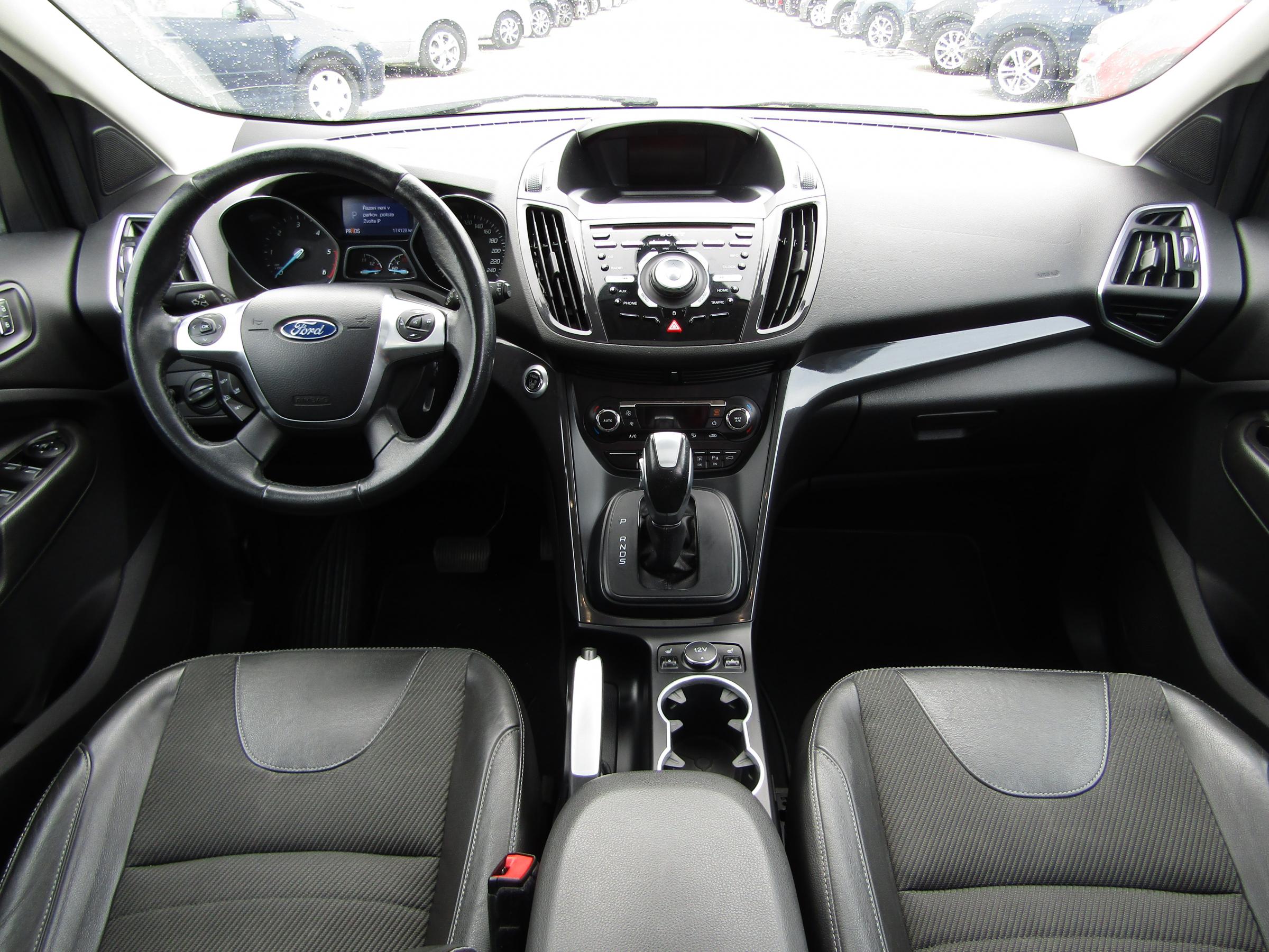 Ford Kuga, 2015 - pohled č. 8