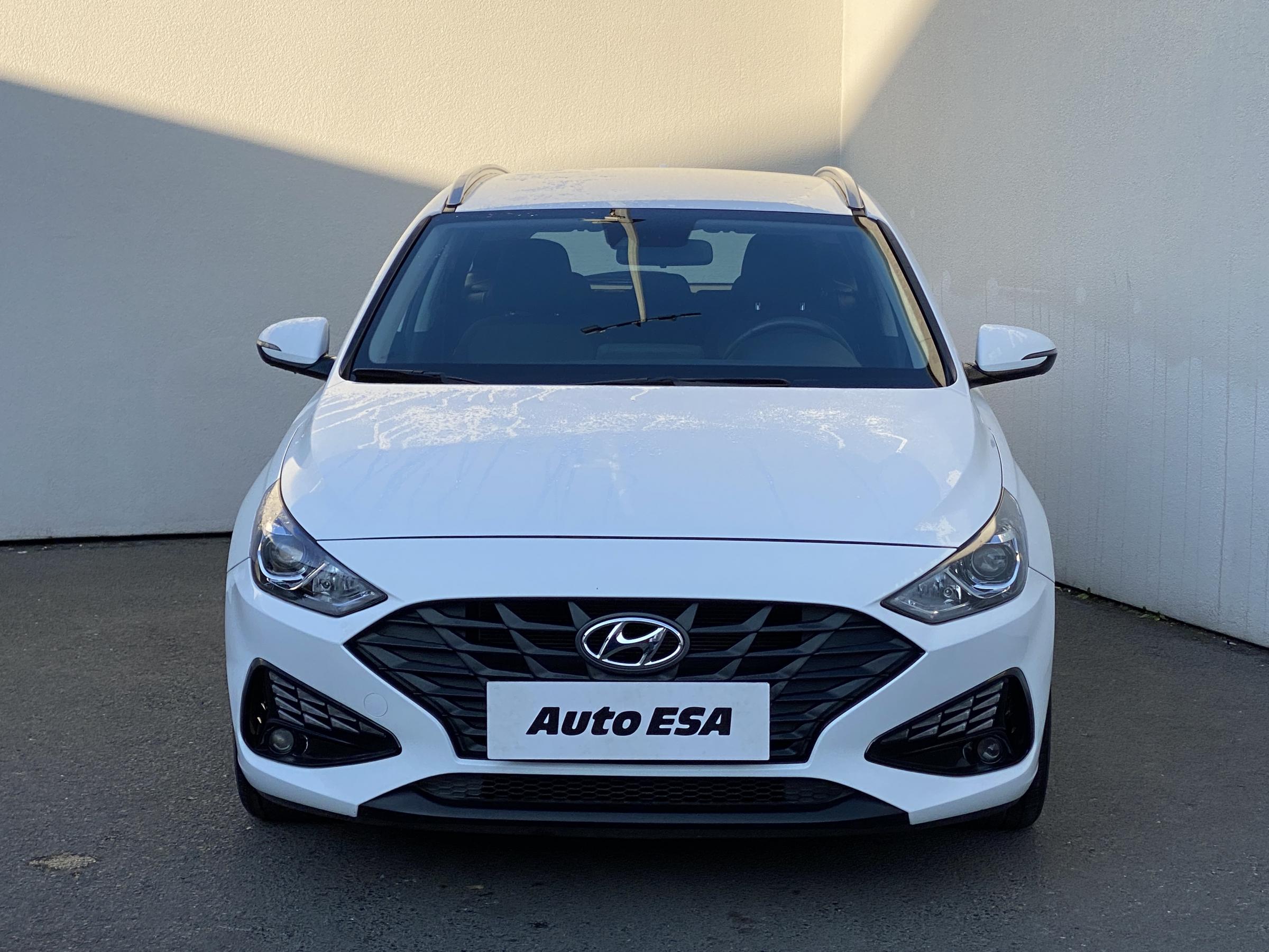 Hyundai i30, 2023 - pohled č. 2