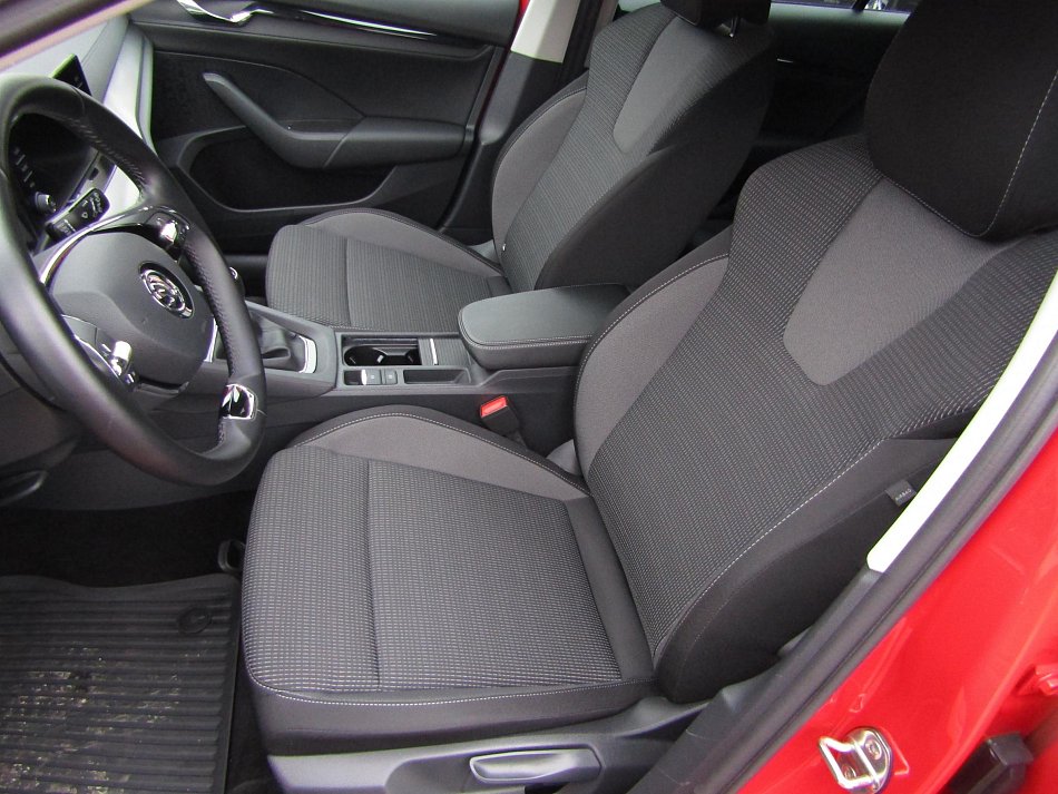 Škoda Octavia IV 1.5 TSi Ambition