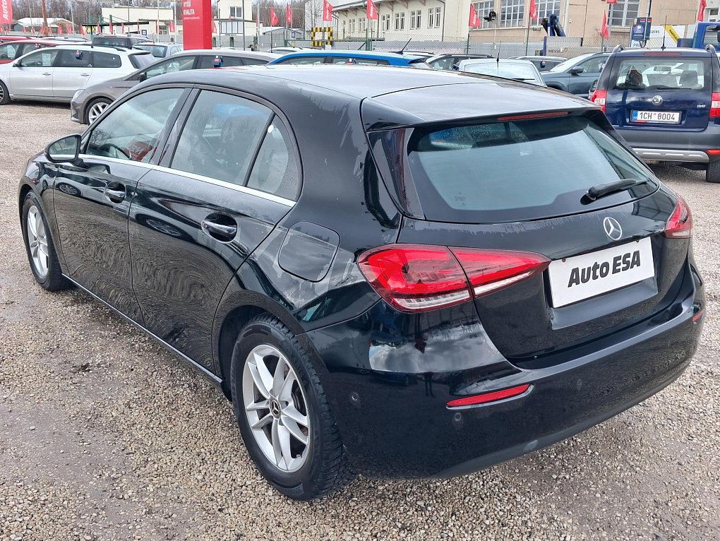 Mercedes-Benz Třída A 1.3L 