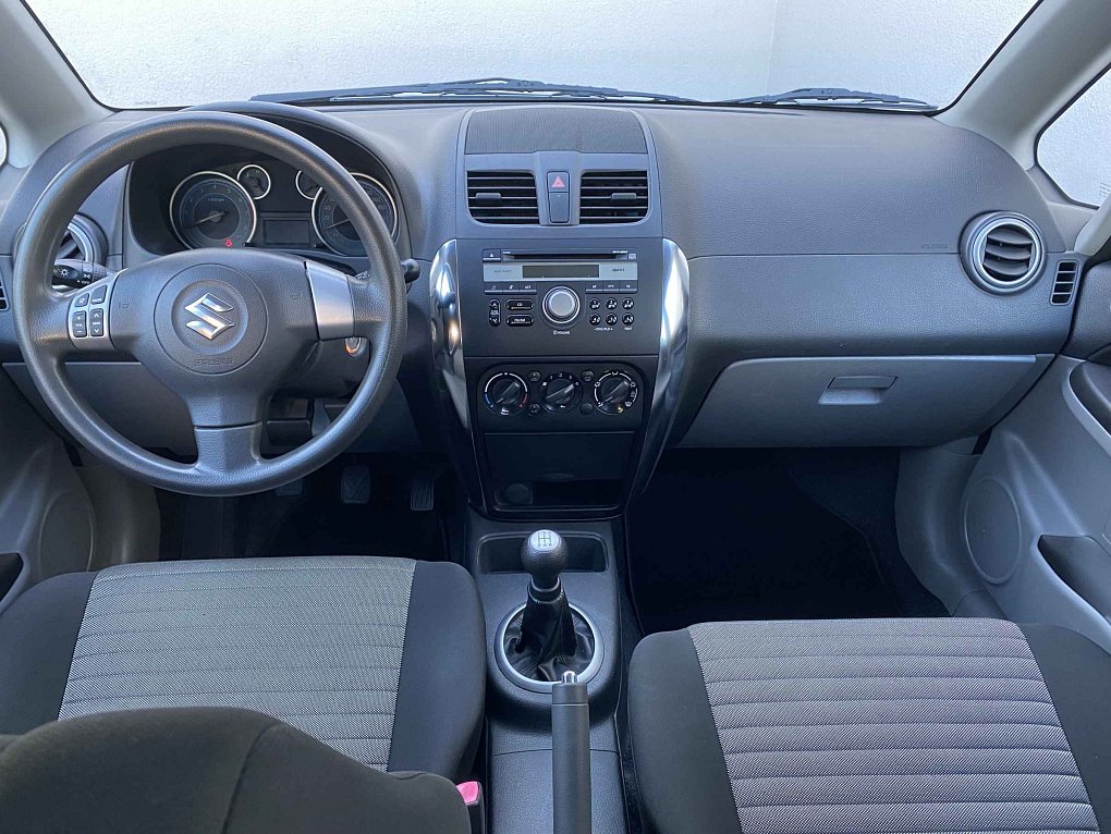 Suzuki SX4 1.6i  4x4