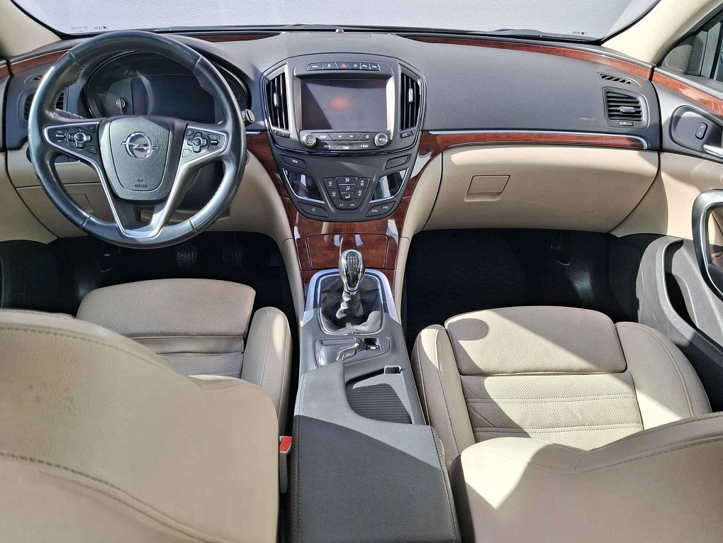 Opel Insignia 2.0CDTi 