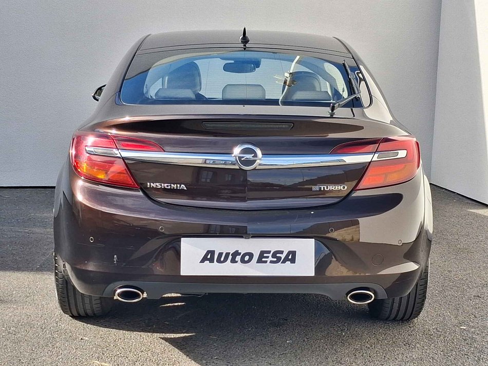 Opel Insignia 2.0CDTi 