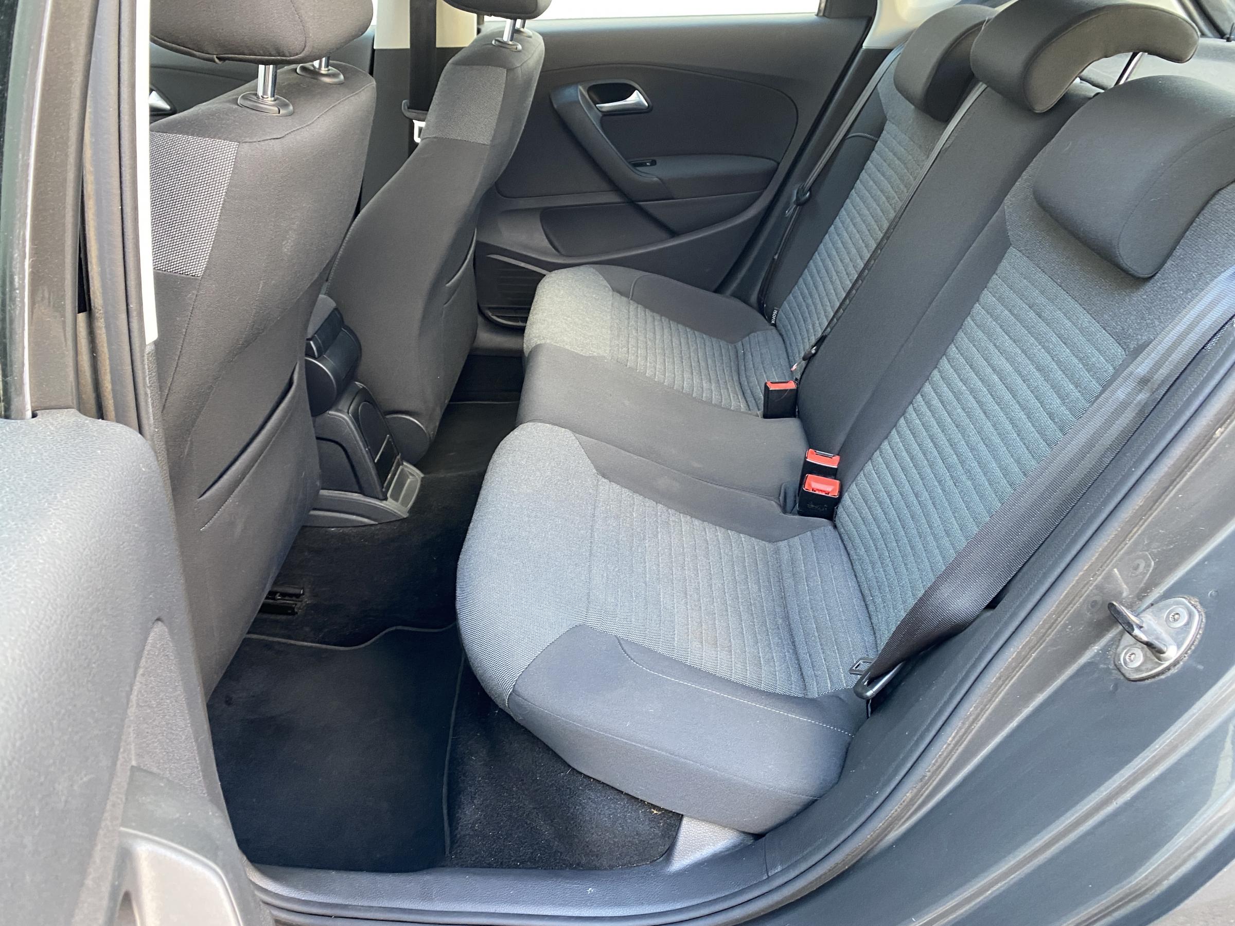 Volkswagen Polo, 2010 - pohled č. 10