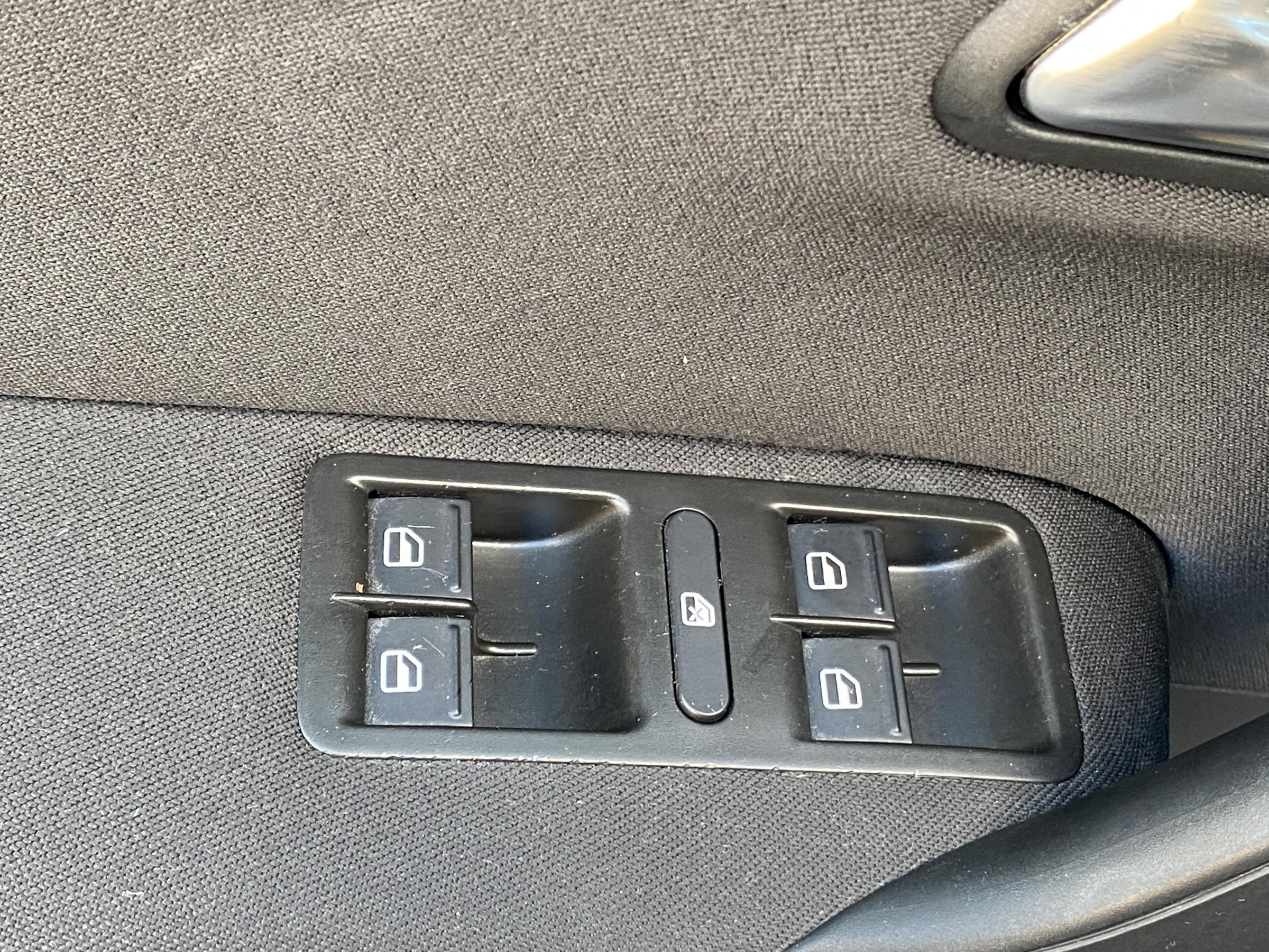 Volkswagen Polo, 2010 - pohled č. 11