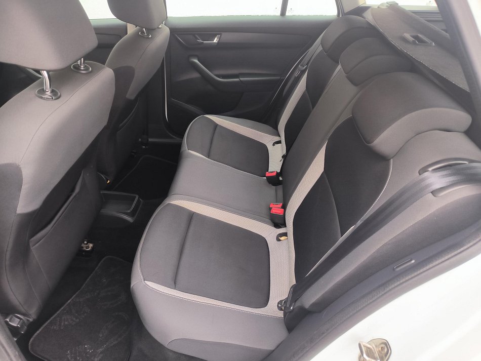 Škoda Fabia III 1.0 MPi Ambition