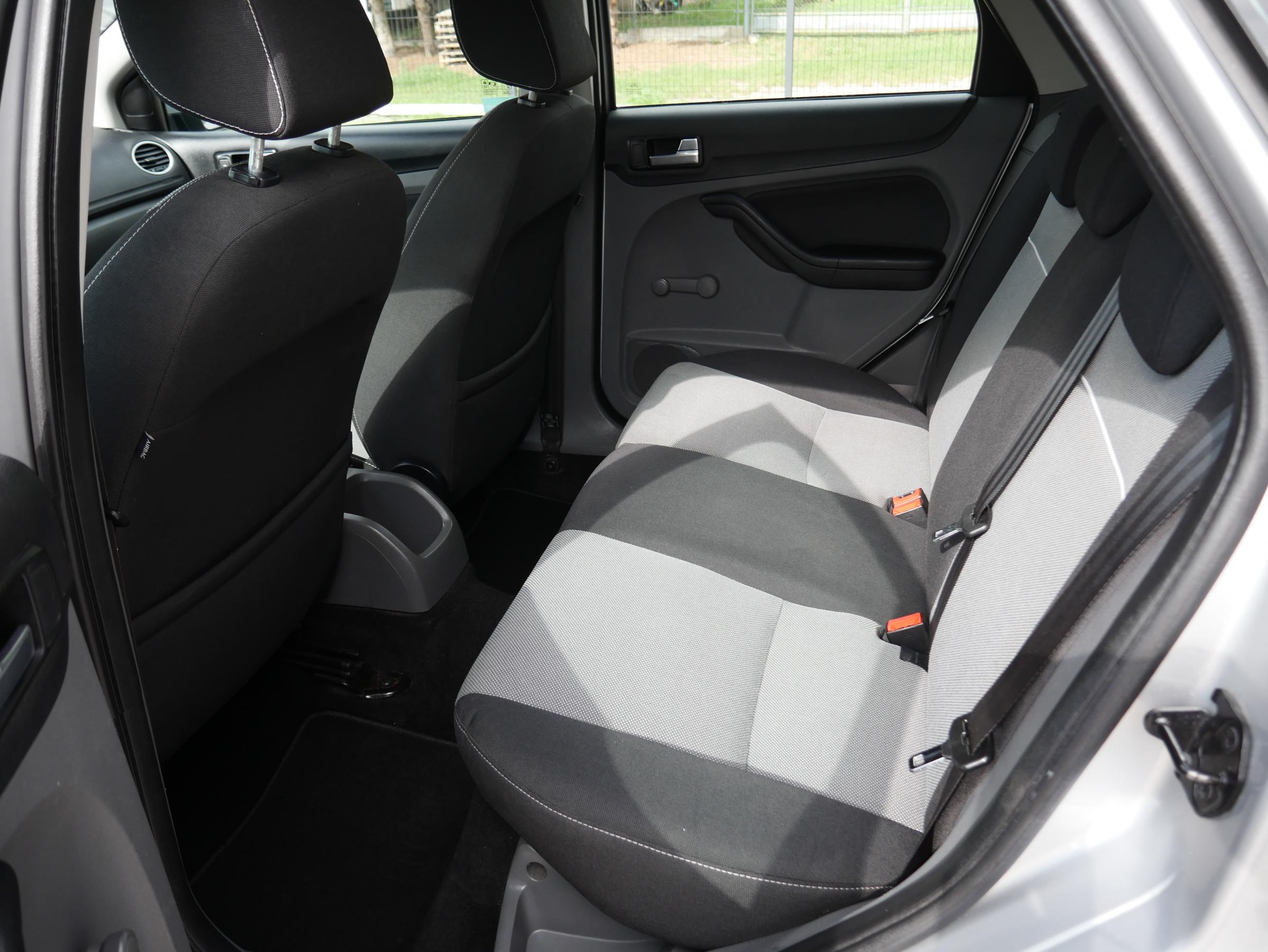 Ford Focus, 2011 - pohled č. 10