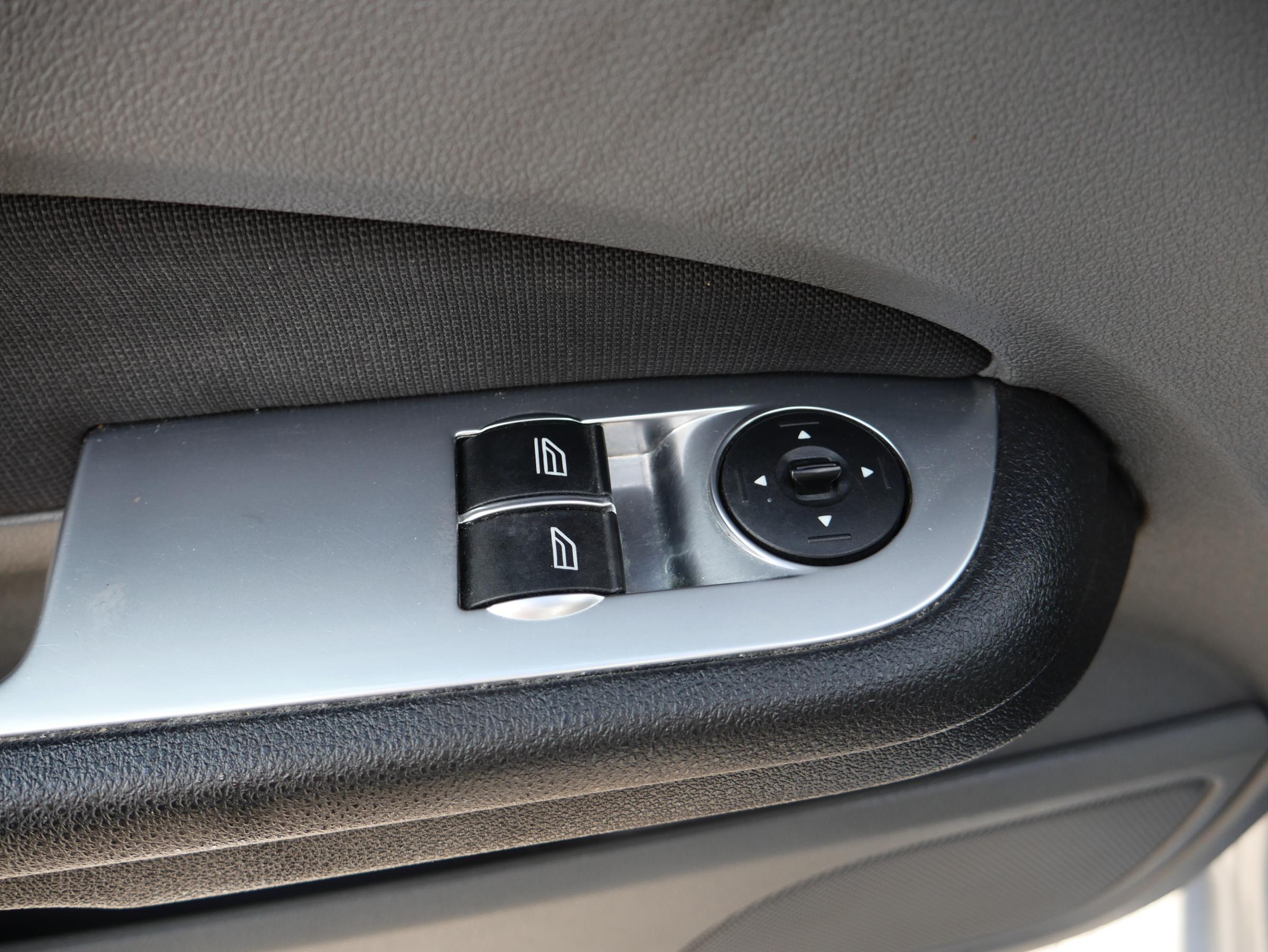 Ford Focus, 2011 - pohled č. 12