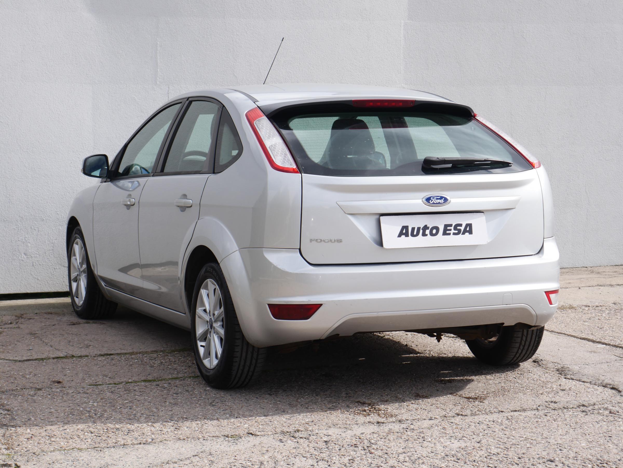 Ford Focus, 2011 - pohled č. 4