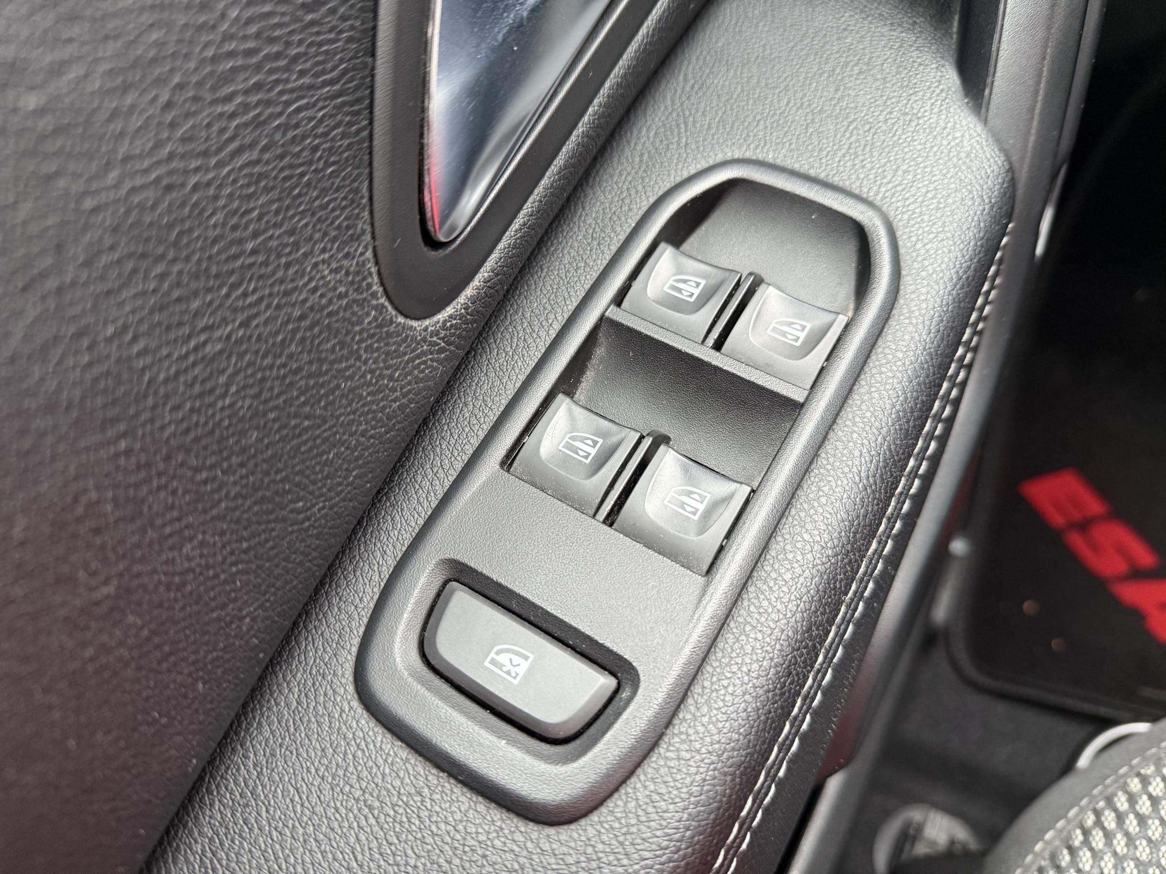 Dacia Duster, 2019 - pohled č. 11