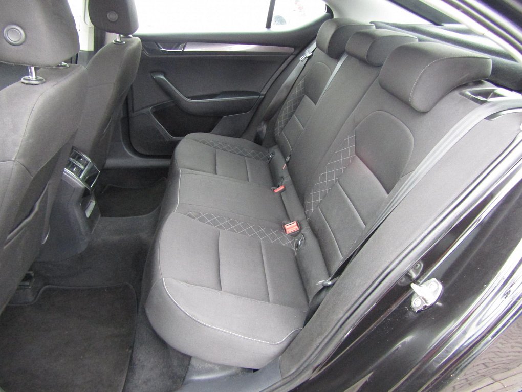 Škoda Superb III 2.0 TDi 