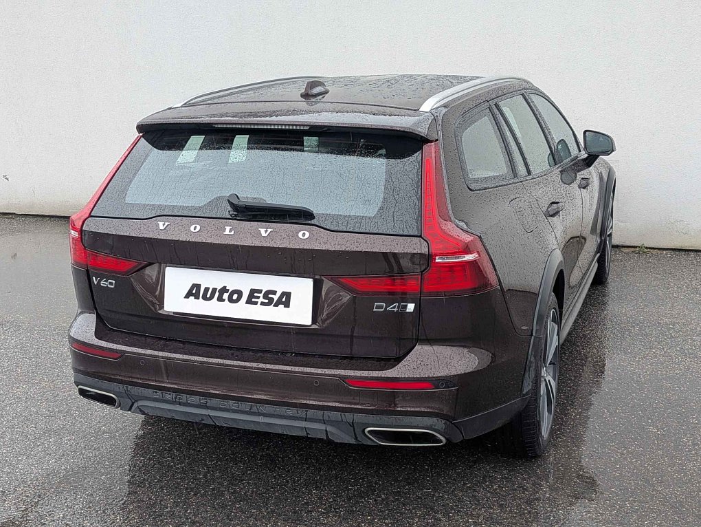 Volvo V60 2.0D Cross Country 4x4