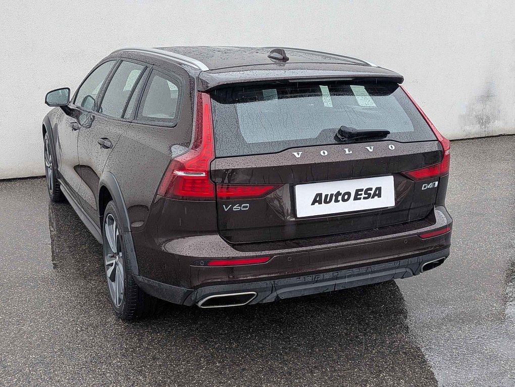 Volvo V60 2.0D Cross Country 4x4