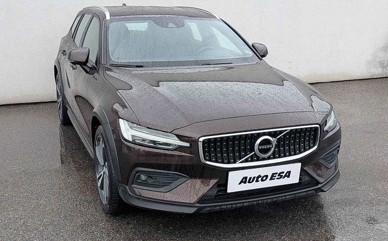 Volvo V60 2.0D Cross Country 4x4