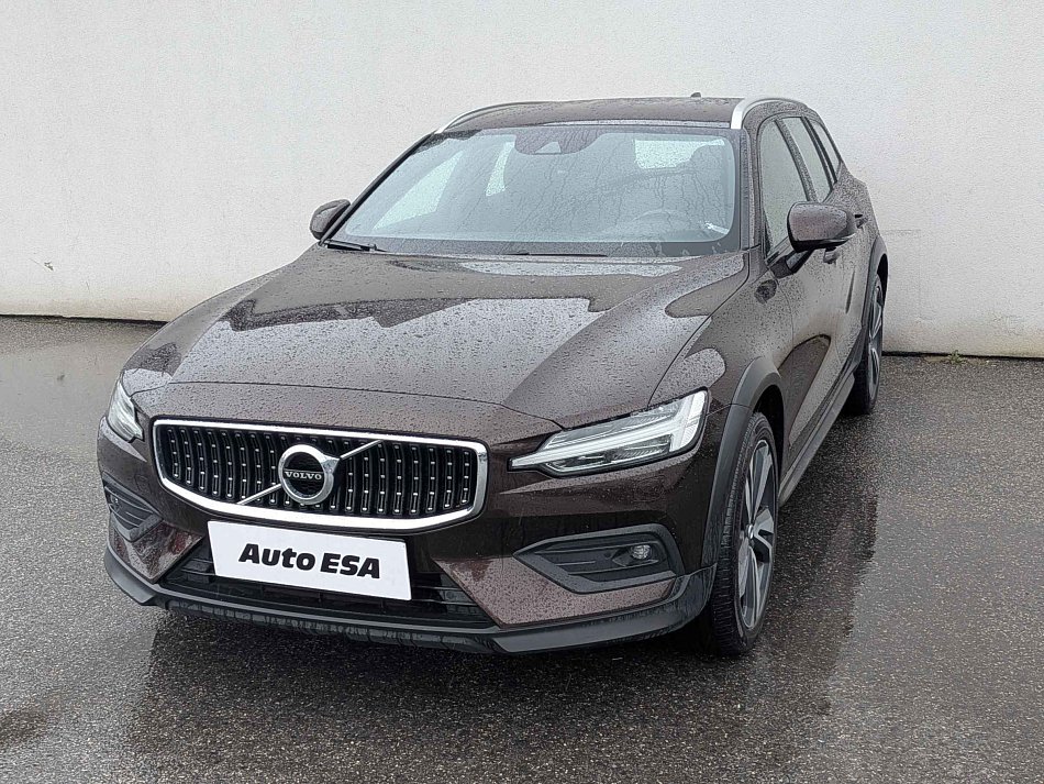 Volvo V60 2.0D Cross Country 4x4