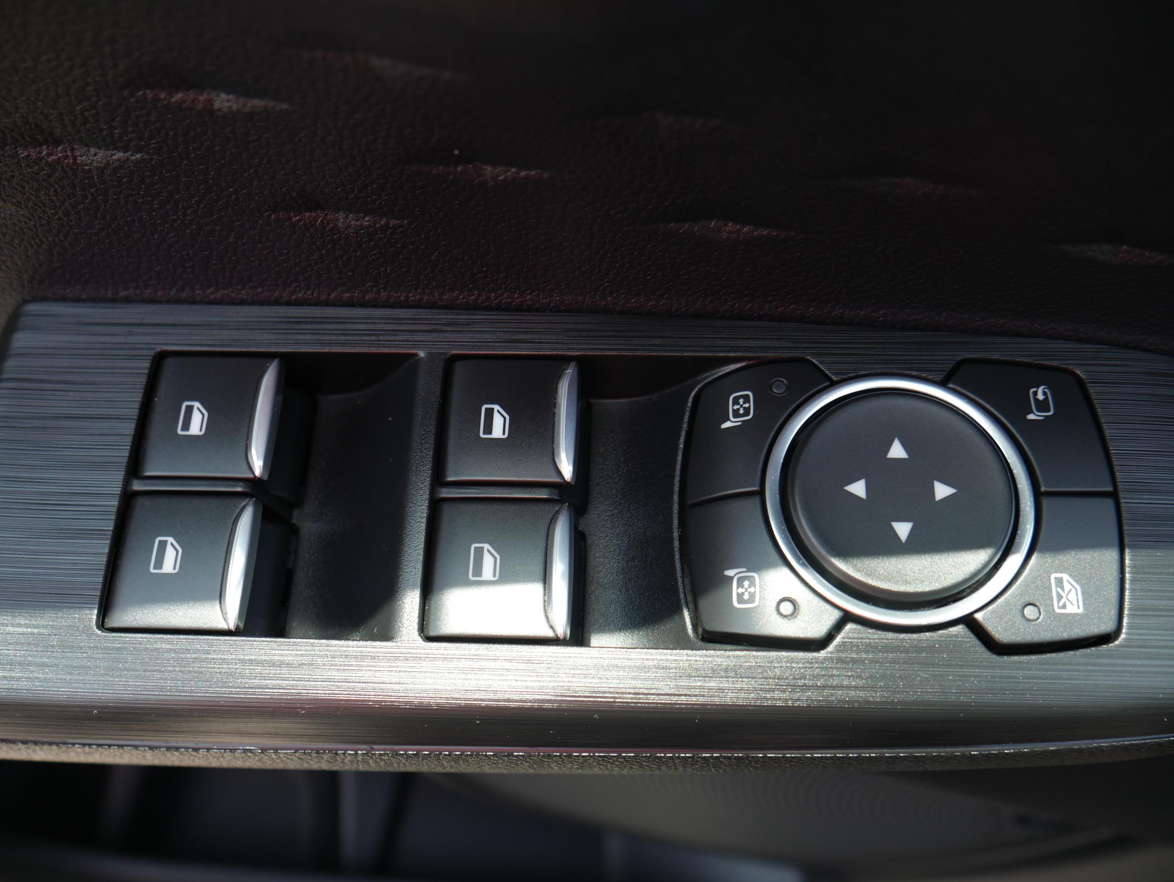 Ford Kuga, 2020 - pohled č. 15