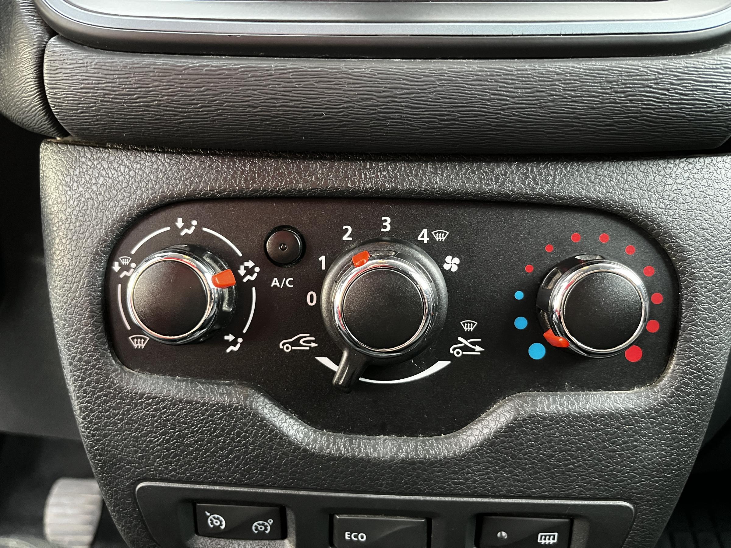 Dacia Dokker, 2015 - pohled č. 16