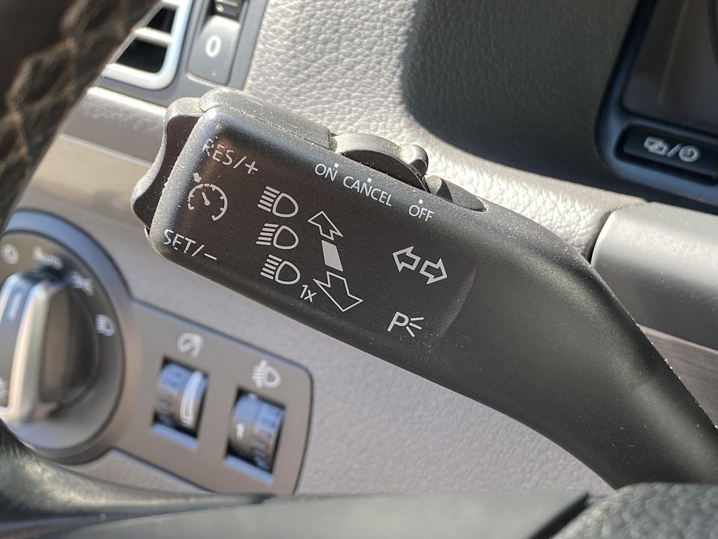 Volkswagen Touran 2.0 TDi CROSS