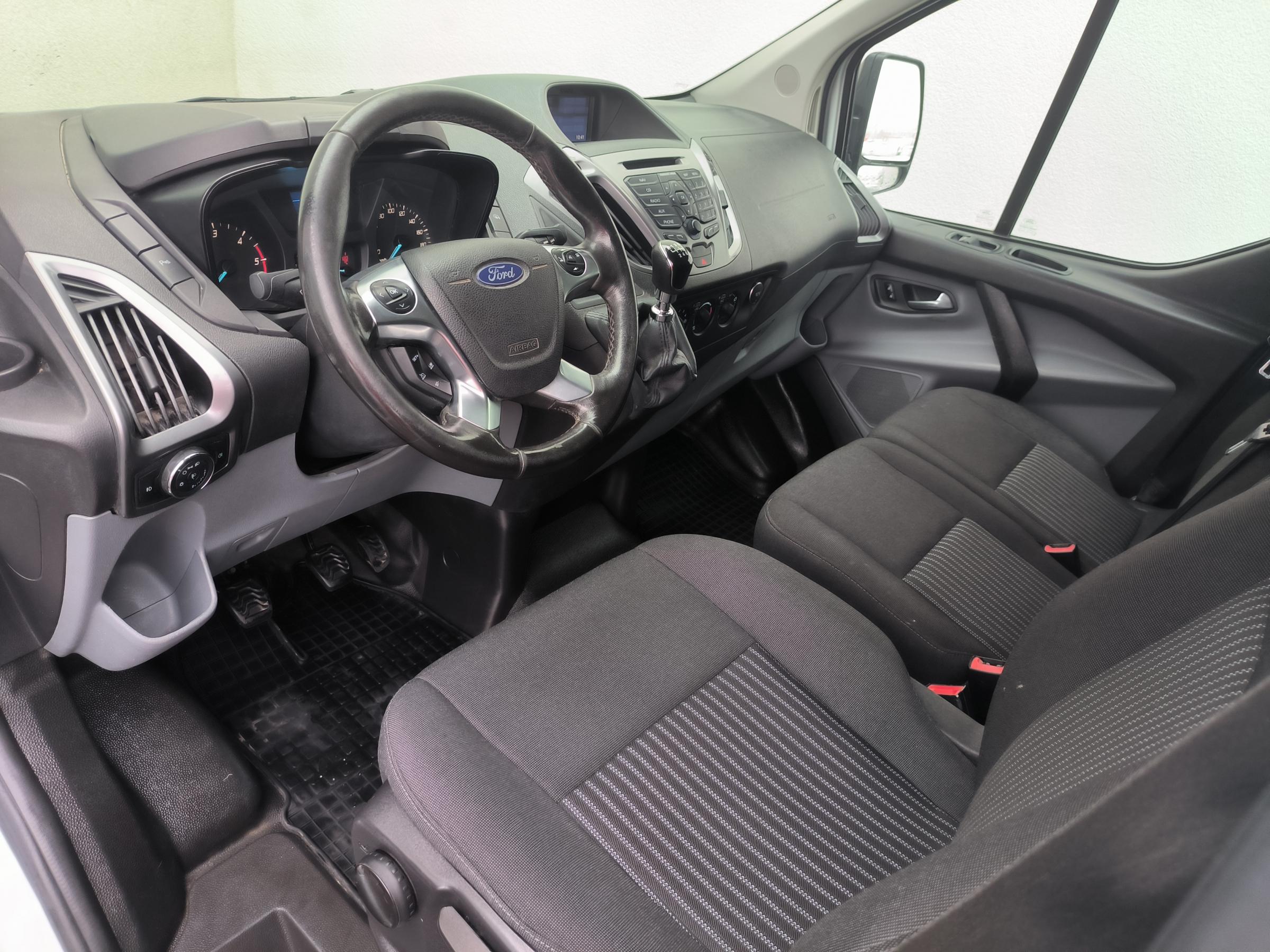 Ford Transit Custom, 2018 - pohled č. 10