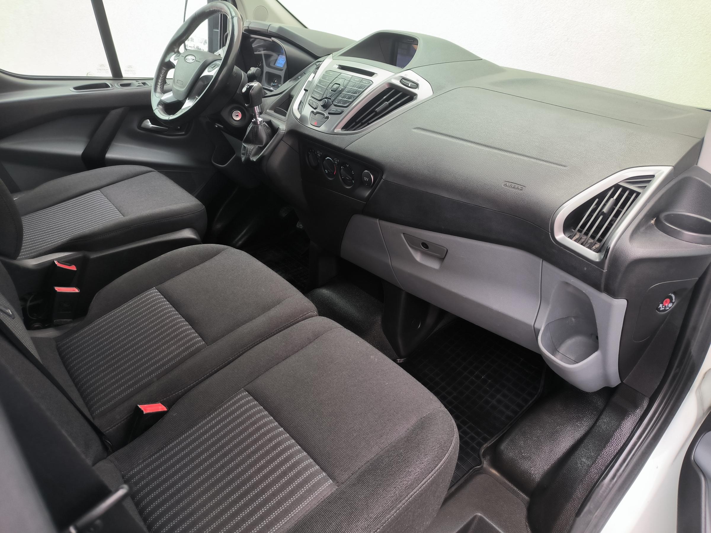 Ford Transit Custom, 2018 - pohled č. 11