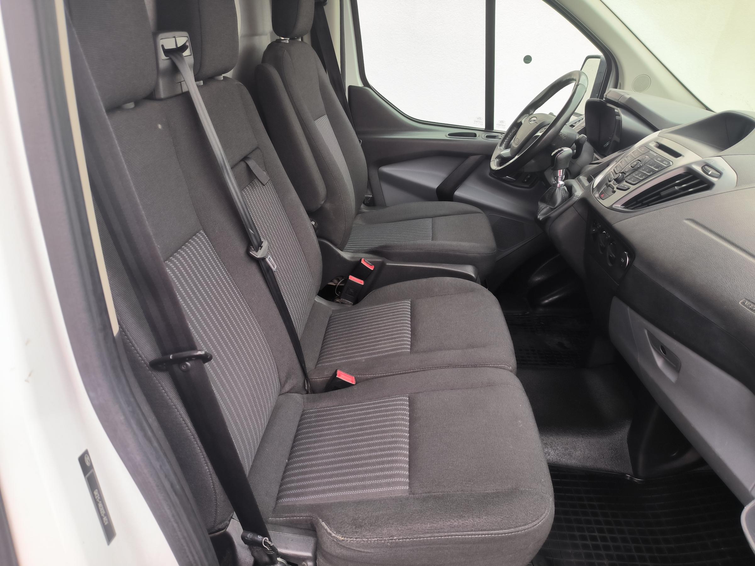 Ford Transit Custom, 2018 - pohled č. 21