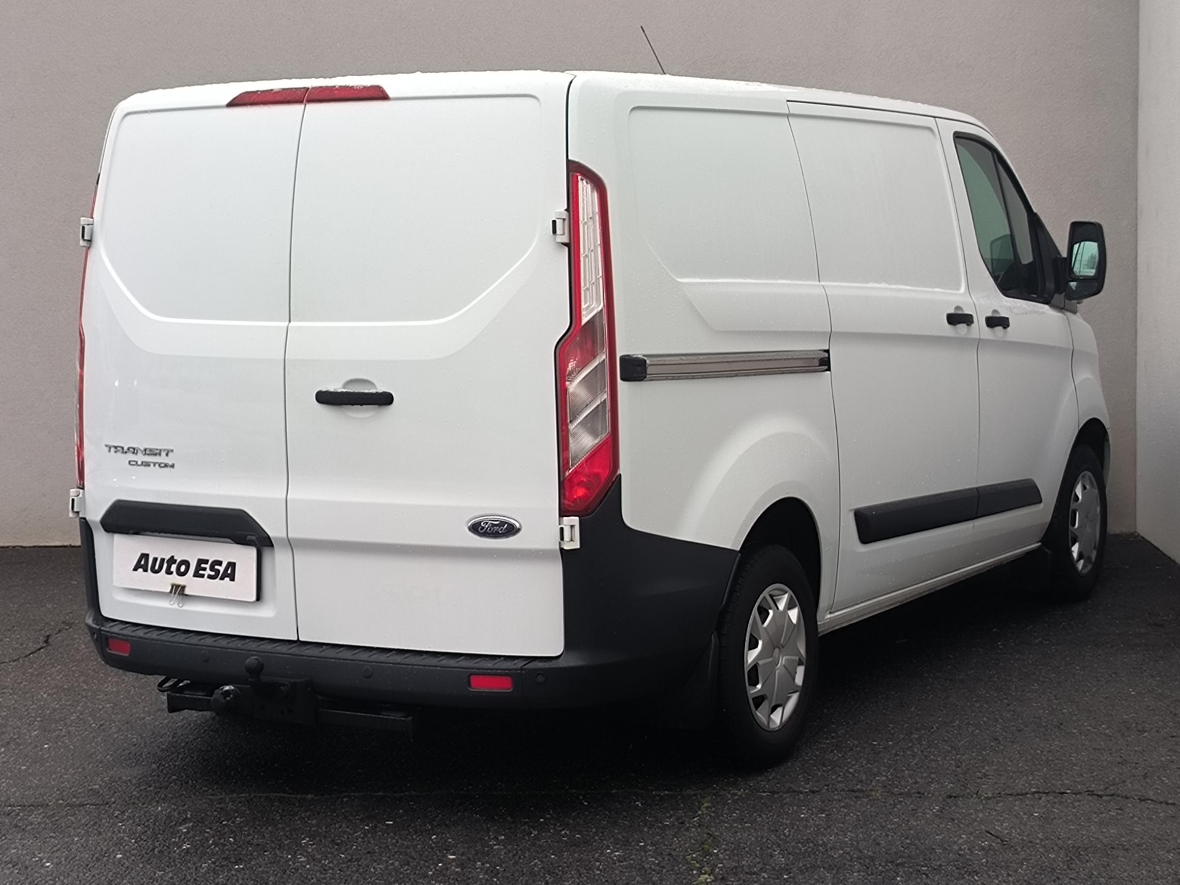 Ford Transit Custom, 2018 - pohled č. 4