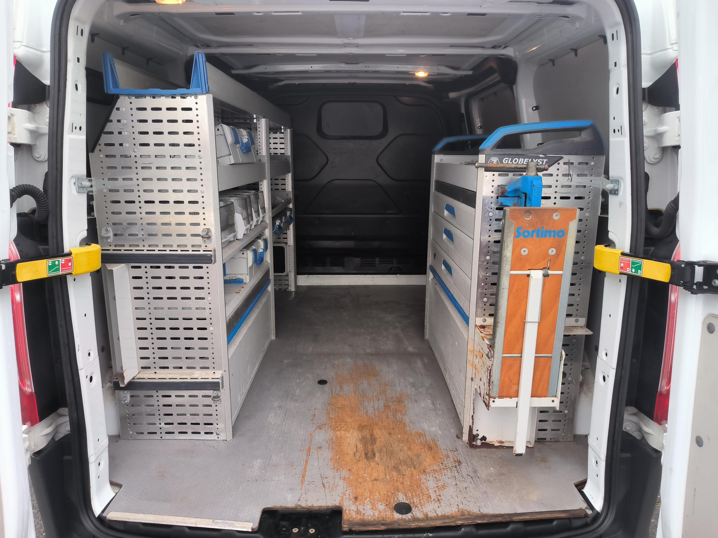 Ford Transit Custom, 2018 - pohled č. 7