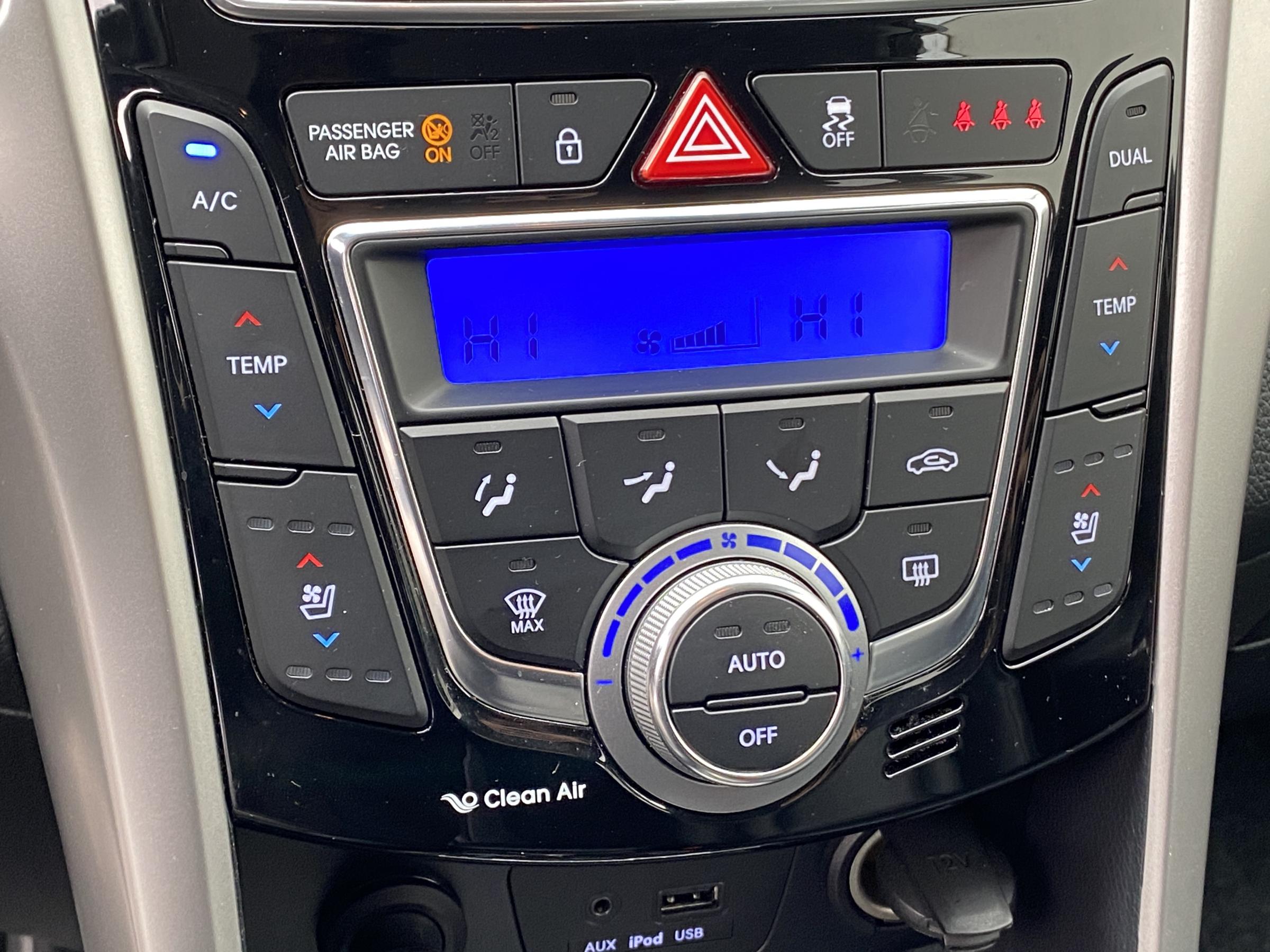 Hyundai i30, 2015 - pohled č. 17