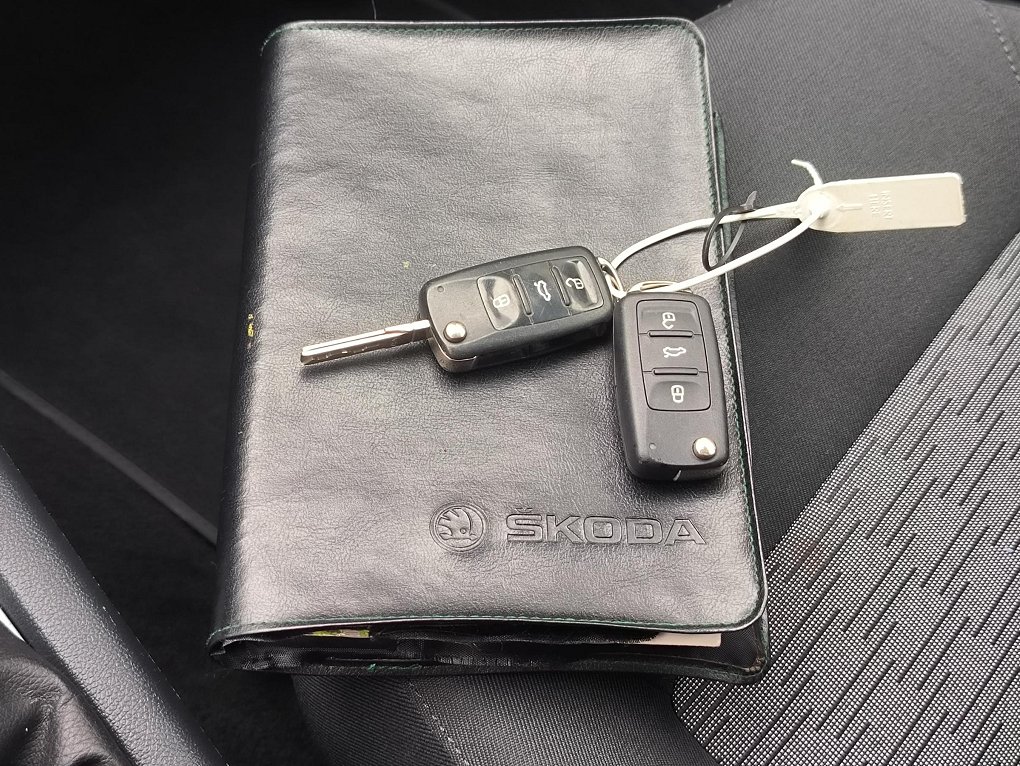 Škoda Octavia II 1.6 TDi Ambition