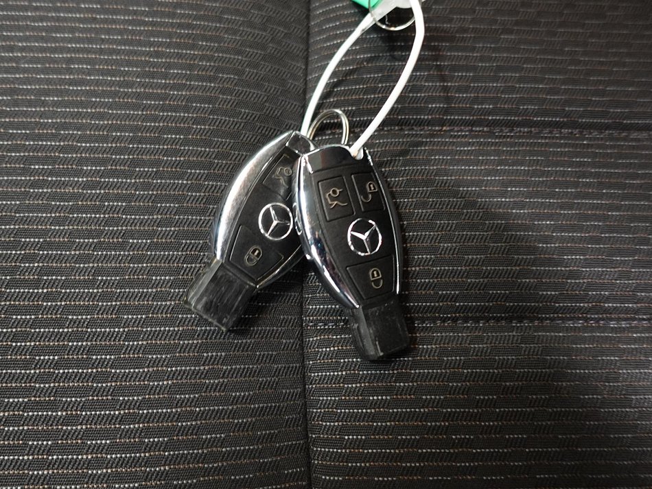 Mercedes-Benz Třída C 1.8K Elegance