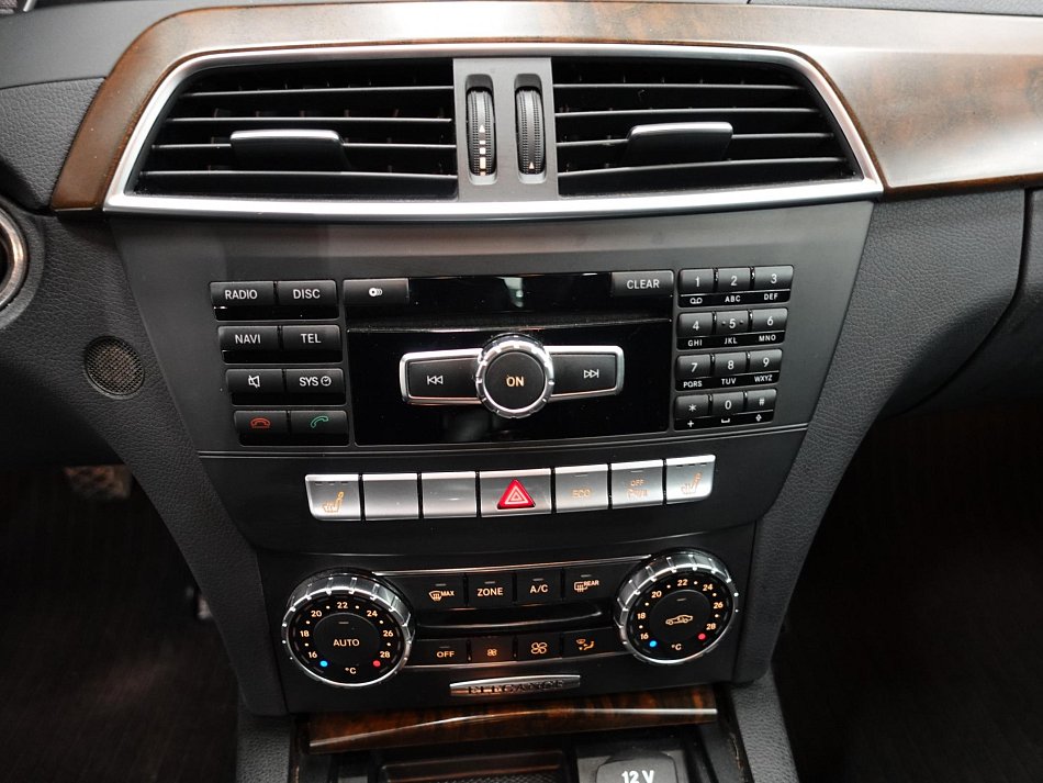 Mercedes-Benz Třída C 1.8K Elegance