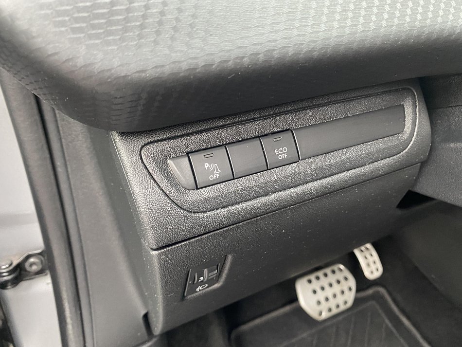 Peugeot 208 1.2 PT GT Line