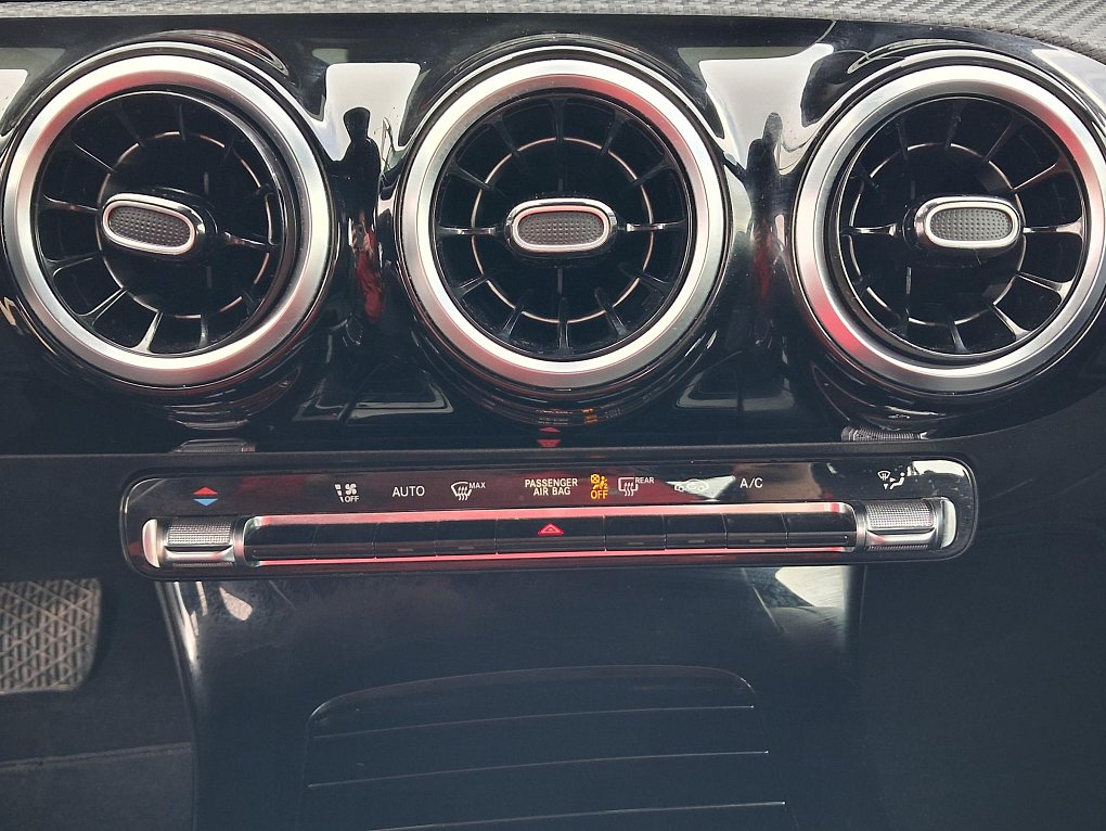 Mercedes-Benz Třída A 1.3L 