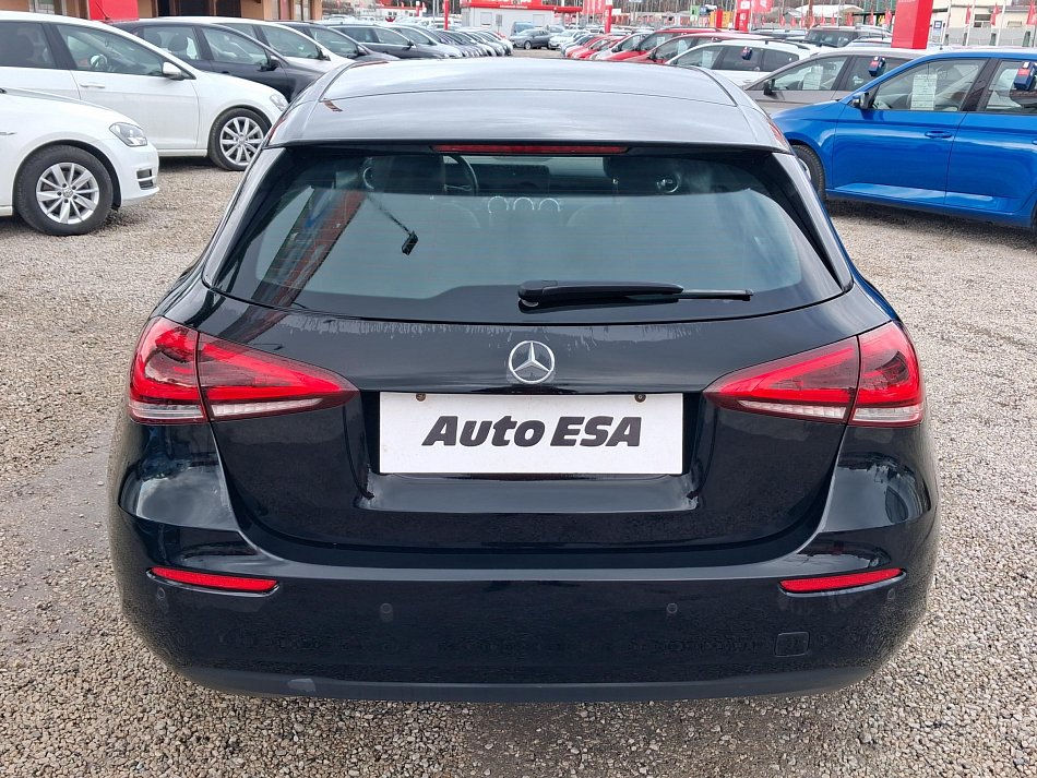 Mercedes-Benz Třída A 1.3L 