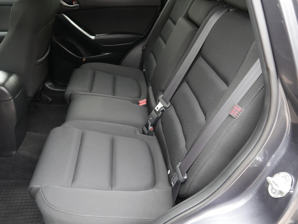 Mazda CX-5 2.0i  4x4